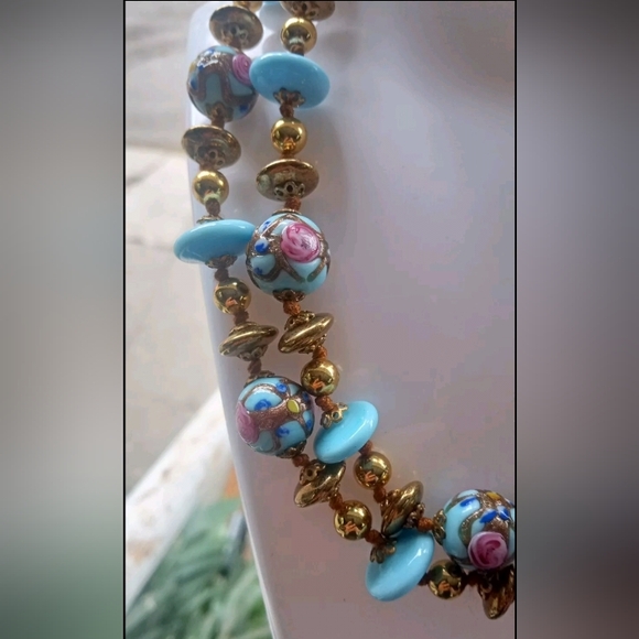 Wedding Cake Robin Egg Blue Glass Beaded Gold Tone Vtg 28" GORGEOUS Necklace - Picture 4 of 15